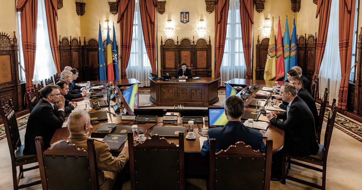 la cotroceni are loc una dintre cele mai importante sedinte csat din ultimii ani americanii vor sa foloseasca baza de la kogalniceanu pentru interventiile in orientul mijlociu 020470 Ședință CSAT la Palatul Cotroceni cu președintele Nicușor Dan și membrii consiliului, discuții despre baza Mihail Kogălniceanu și solicitarea SUA, București, martie 2026