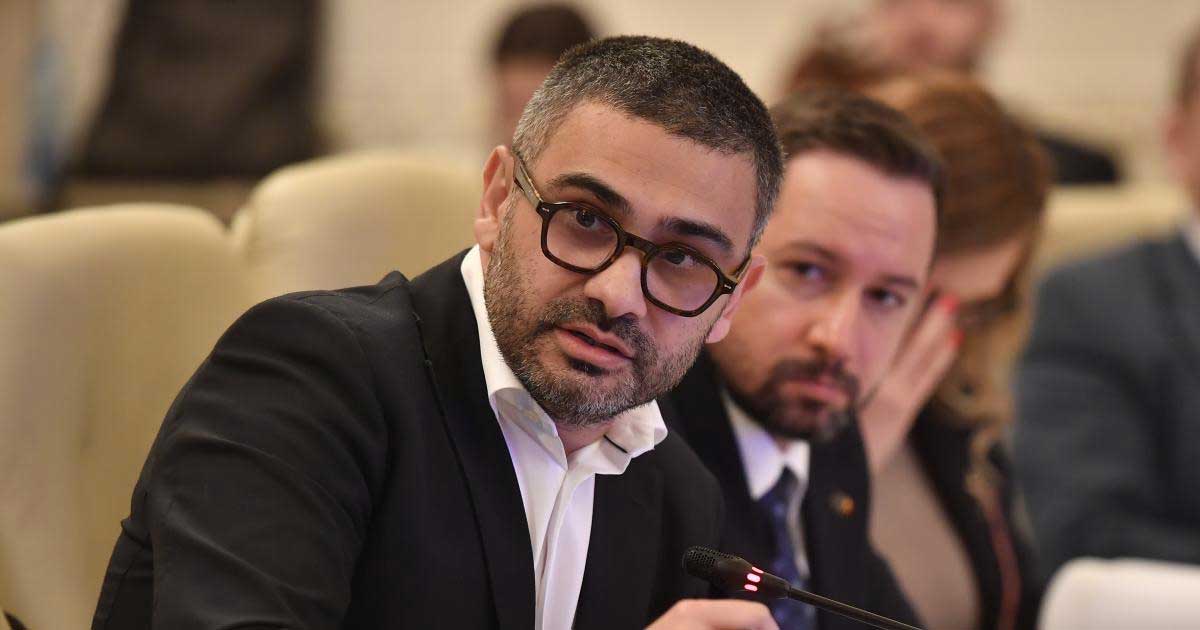 ministrul muncii explica de ce s au taiat bani de la magistrati pentru pachetele sociale nu e un atac 953011 Ministrul Muncii Explica De Ce S Au Taiat Bani De La Magistrati Pentru Pachetele Sociale Nu E Un Atac 953011
