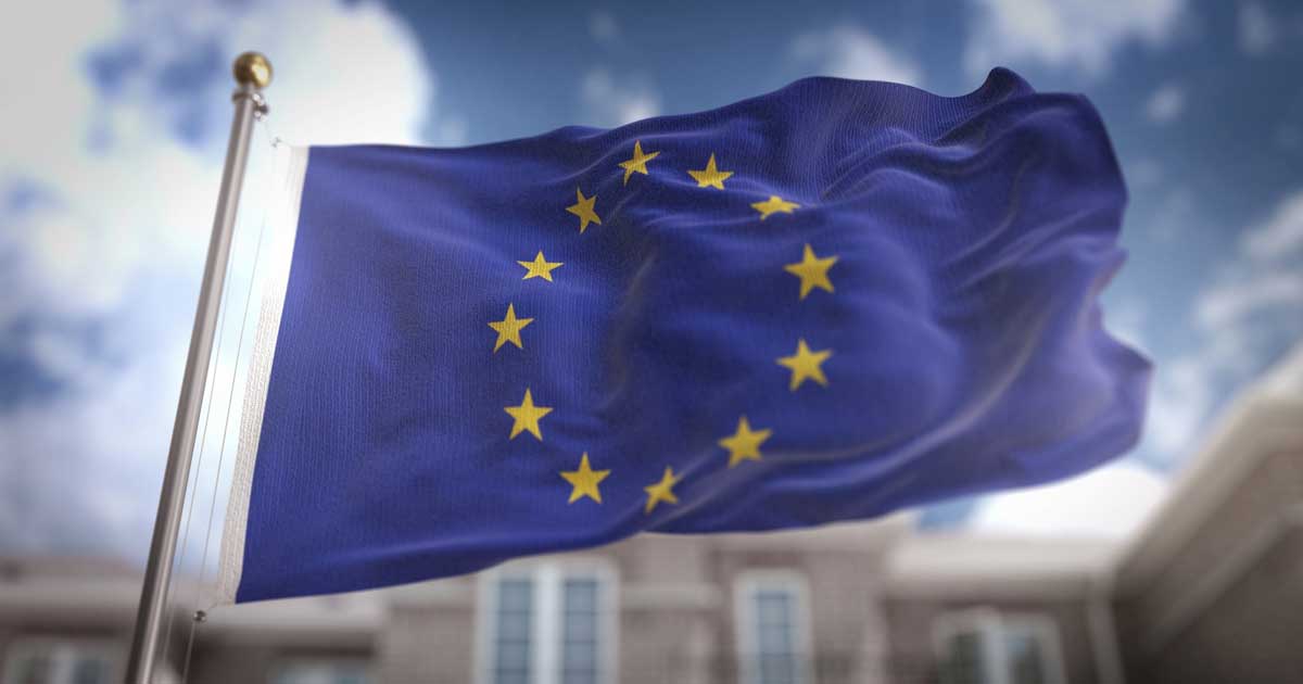 minorii au acces fara restrictii pe platformele pentru adulti comisia europeana ameninta cu sanctiuni dure 559338 Sediul Comisiei Europene la Bruxelles, logo instituție UE, investigație platforme online adulți protecția minorilor, martie 2026