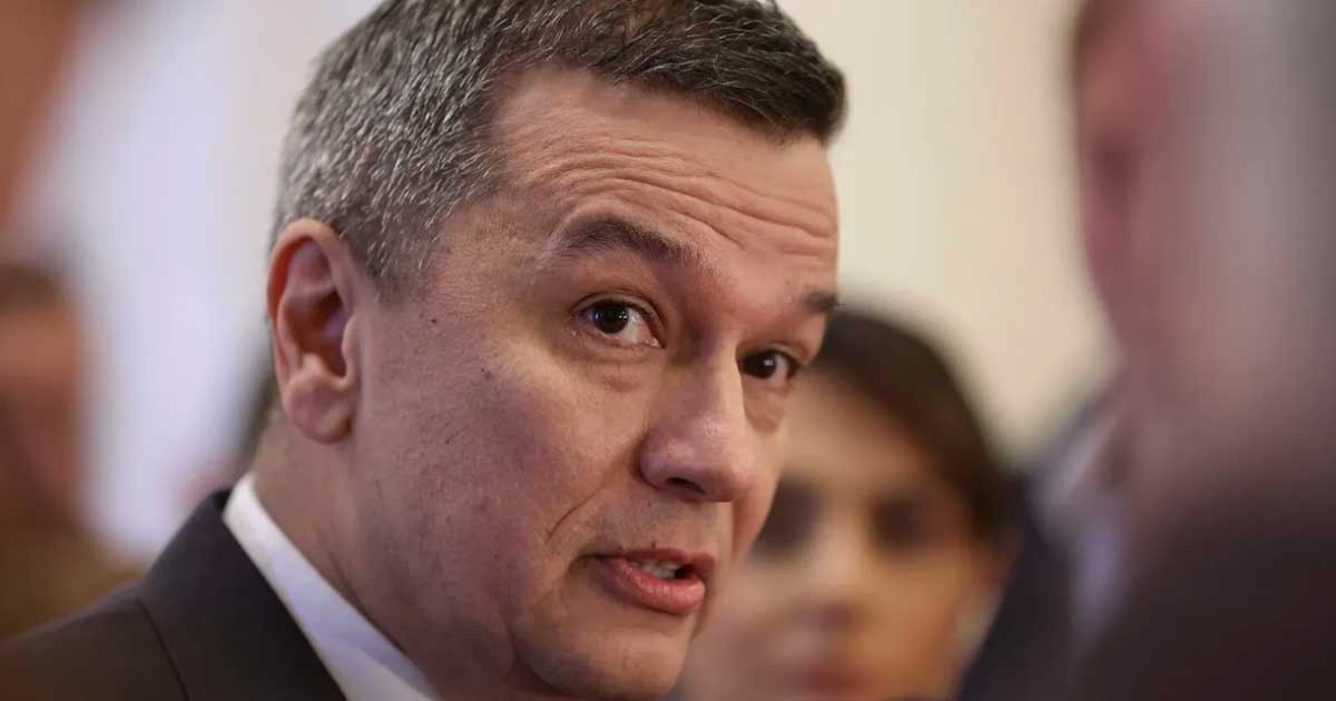 sorin grindeanu iese tare dupa discutiile din oltenia pe tema debarcarii lui bolojan 741993 Sorin Grindeanu, liderul PSD, susținând declarații la reuniunea regională din Slatina, Oltenia, martie 2026