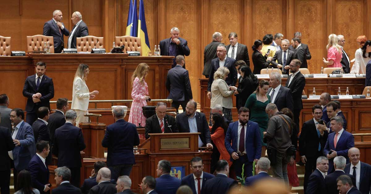 Plen reunit Parlament România, vot buget de stat 2026, parlamentari în sală, 20 martie 2026