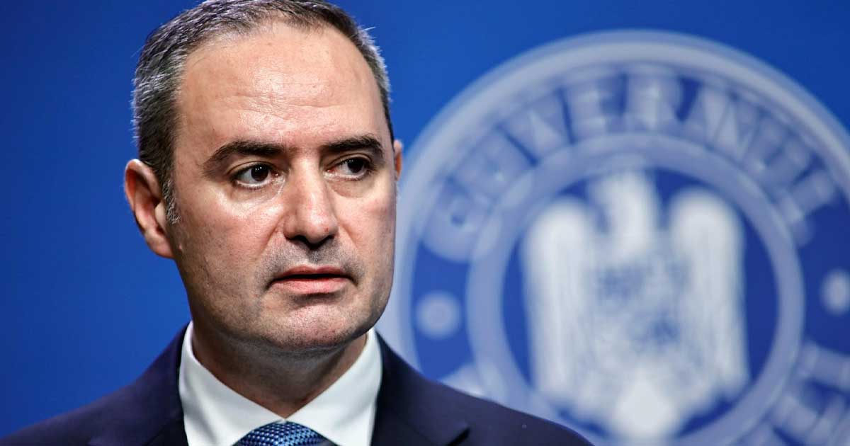 Alexandru Nazare, ministrul Finanțelor, prezintă proiectul de buget pe 2026 în ședința coaliției de guvernare, București, martie 2026