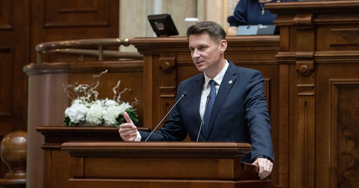 tensiuni in coalitie pe numirea avocatului poporului mircea abrudean reactie dupa ce psd a cerut un alt candidat 183544 Roxana Rizoiu, propunerea USR pentru funcția de Avocat al Poporului, expertă în drepturile omului și fost agent guvernamental la CEDO, martie 2026