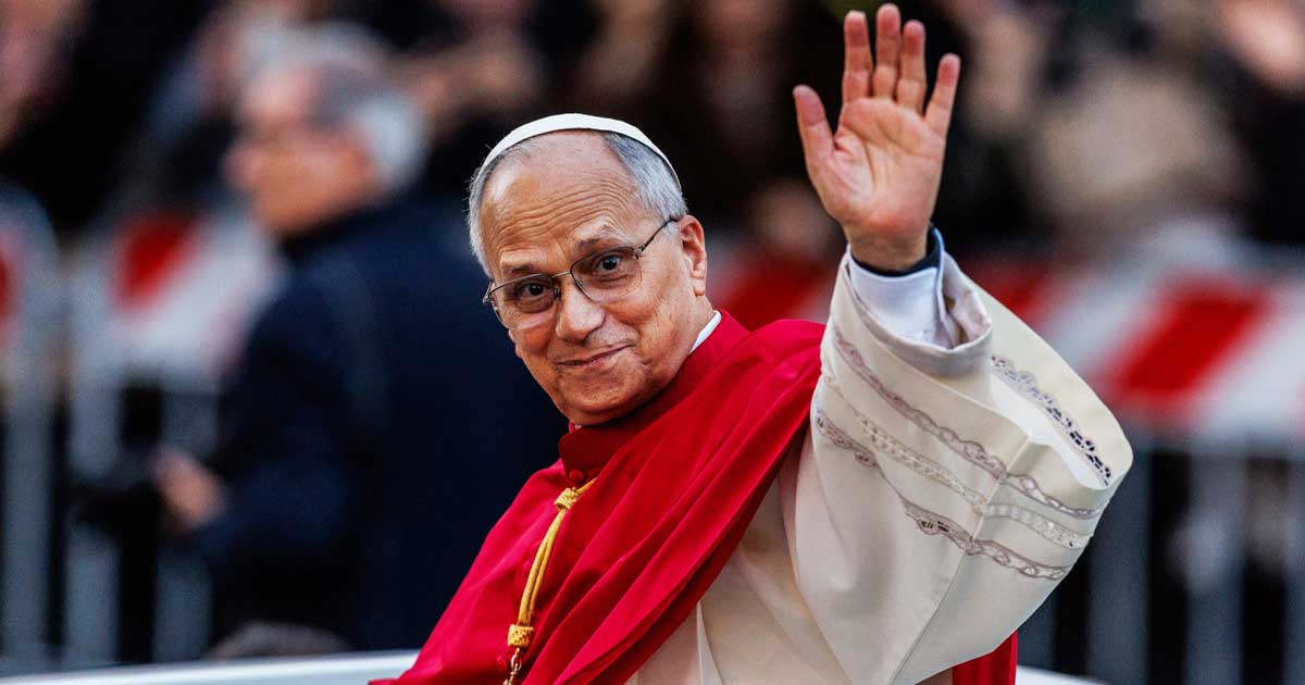 atacat din nou de trump papa leon declara in camerun 618122 Papa Leon la sosirea în Camerun, Yaounde, turneu african, vizită oficială, aprilie 2026