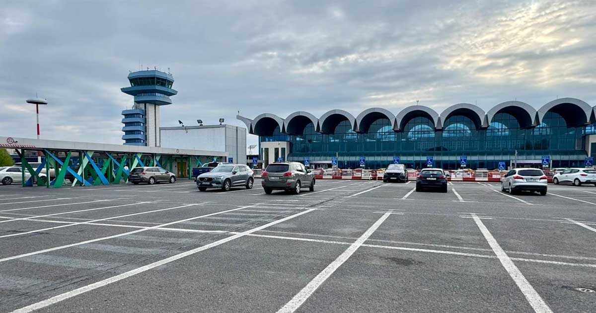 terminalul aeroportului internațional henri coandă din otopeni, bucurești, vedere exterioară, april 2026 Controverse Legate De Aeroportul Otopeni Documente Din Cancelaria Prim Ministrului Arata Discutii Cu Un Investitor 109868
