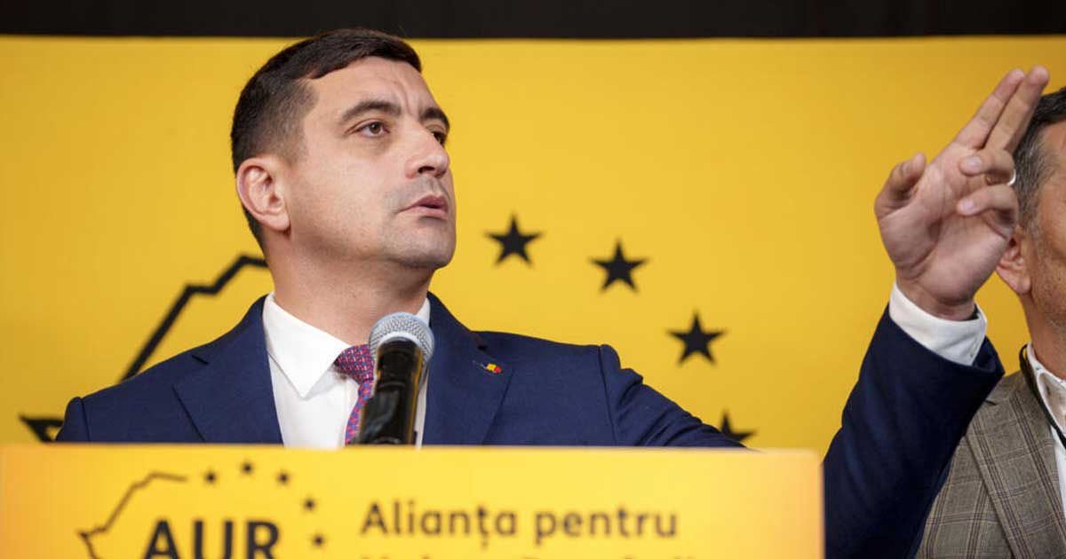 George Simion, liderul AUR, conferință de presă la Palatul Parlamentului, anunț acțiune în instanță împotriva lui Dominic Fritz, aprilie 2026