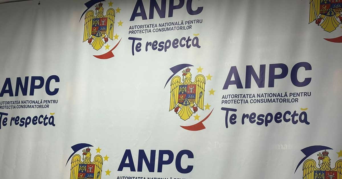 Inspectori ANPC în timpul controlului la comercianții din Aeroportul Internațional Henri Coandă, București, aprilie 2026