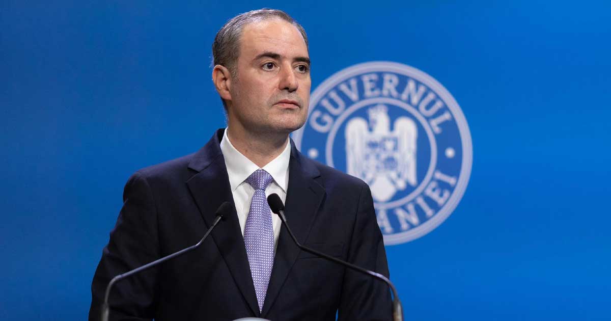 Alexandru Nazare ministrul Finanțelor la conferință de presă despre scandalul Pfizer vaccinuri COVID Romania 2026