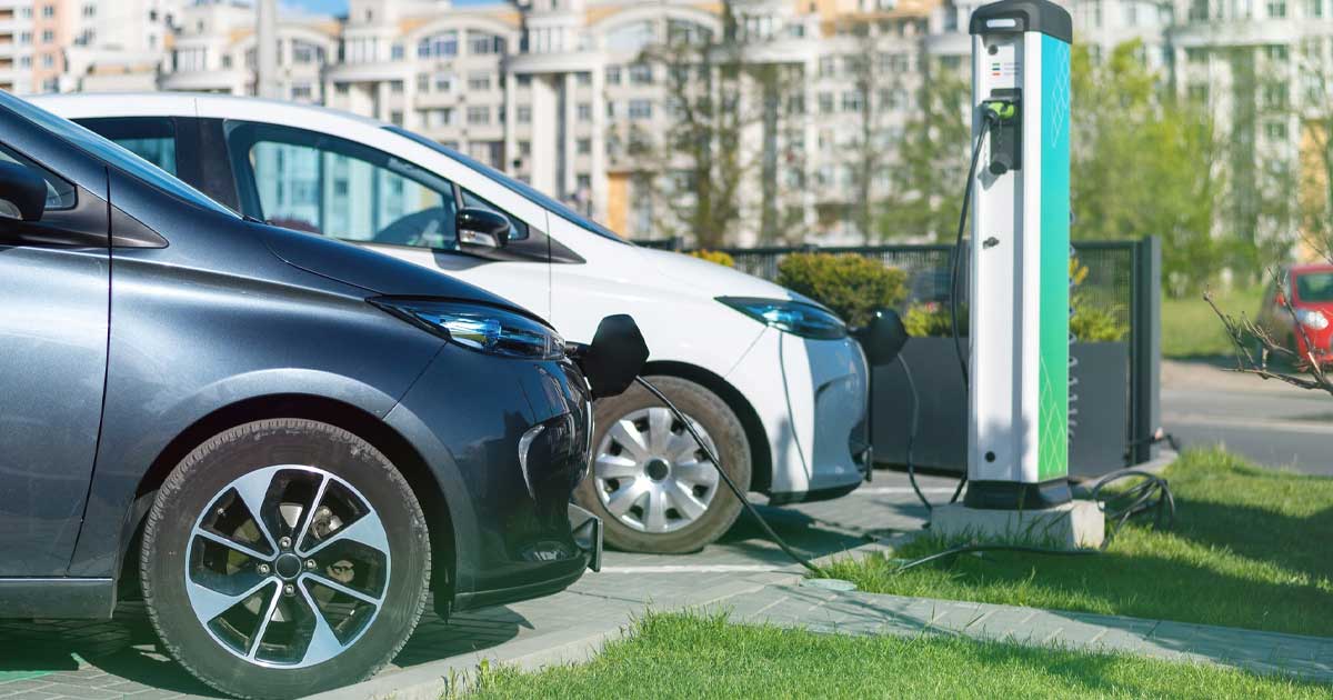 modificari la codul rutier sanc iuni pentru ocuparea abuziva a locurilor destinate incarcarii vehiculelor electrice 542078 Stație de încărcare vehicule electrice România blocată de mașini termice, proiect lege USR amendă 2026