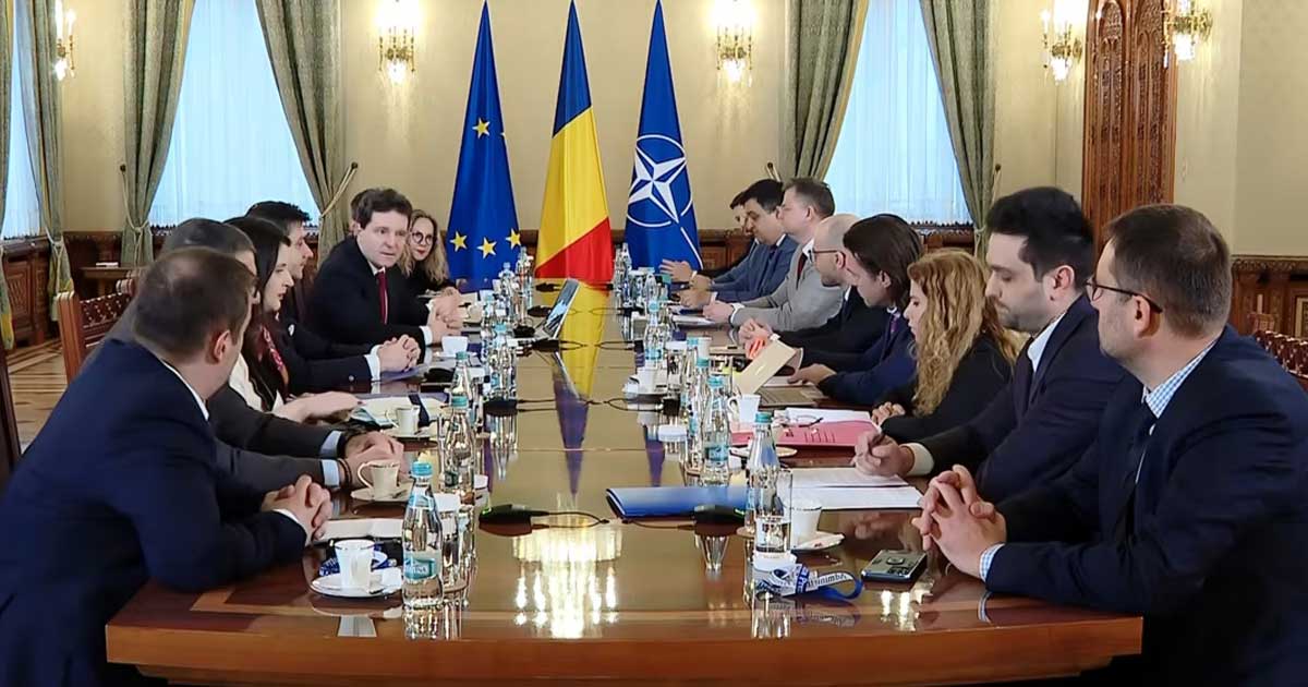 nicusor dan convoaca noi negocieri la cotroceni pentru deblocarea crizei politice 861968 Președintele Nicușor Dan la Palatul Cotroceni, consultări cu liderii partidelor politice în contextul crizei de guvernare, aprilie 2026