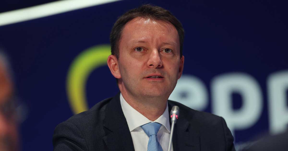 Europarlamentarul Siegfried Mureșan în plen, declarații despre criza din coaliția PSD-PNL, aprilie 2026