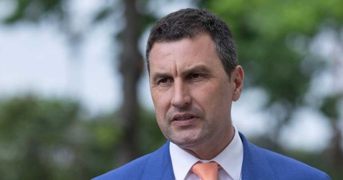 Tanczos Barna, viceprim-ministru și lider UDMR, conferință de presă la Parlament, moțiune de cenzură, aprilie 2026