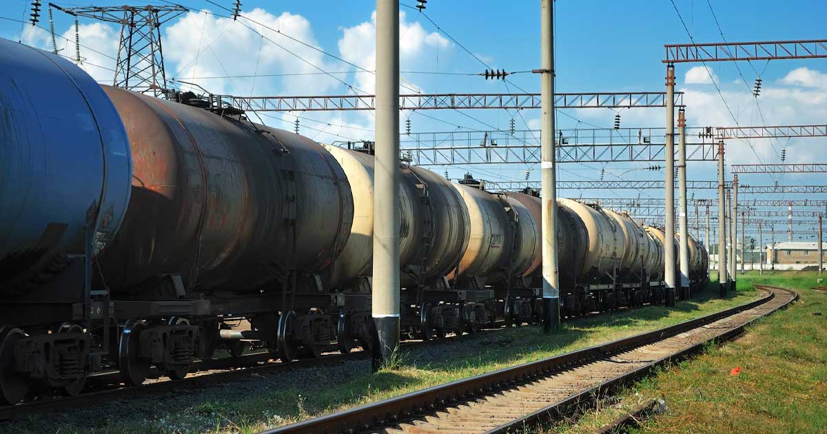 Rafinărie petrol Europa, criză energetică Uniunea Europeană, prețuri combustibil în creștere, reuniune miniștri energie UE, aprilie 2026