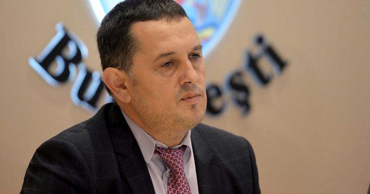 Europarlamentarul AUR Gheorghe Piperea la o conferință de presă, declarații despre PSD și alianțe politice, aprilie 2026