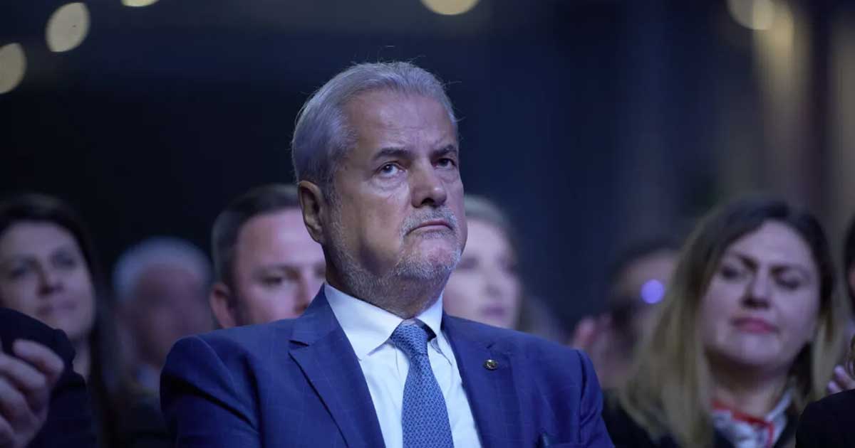Adrian Năstase, fostul premier și ministru de Externe, reacție ironică pe blog după desecretizarea arhivelor MAE, mai 2026
