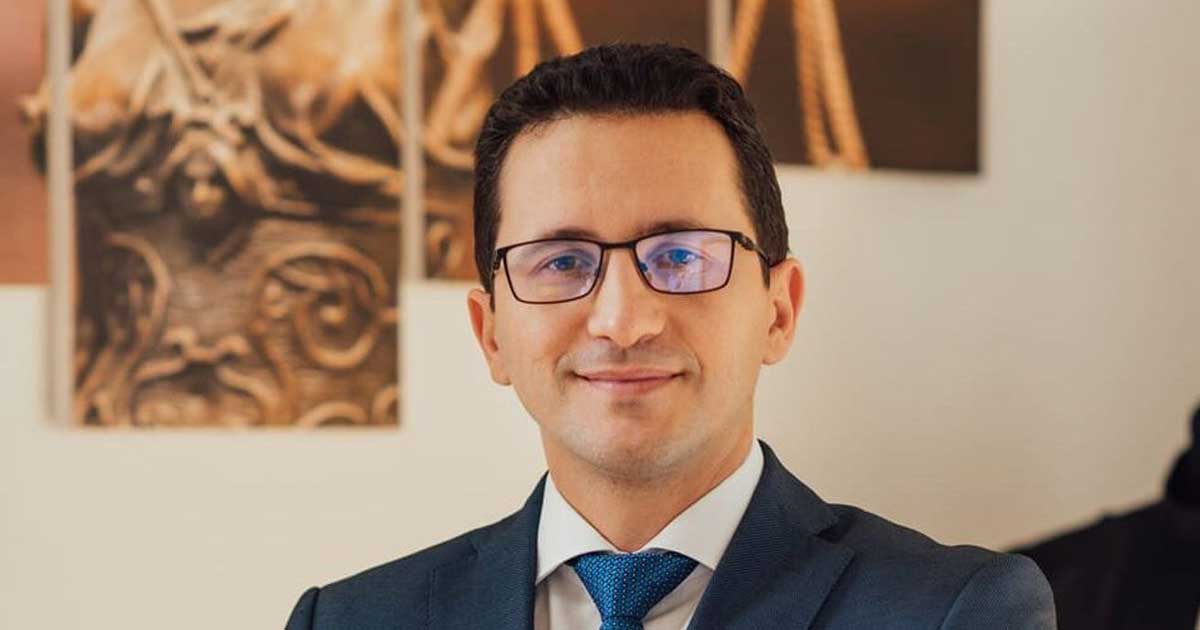 Judecătorul CSM Alin Ene în cadrul unui interviu acordat Mediafax despre relația dintre Guvernul Bolojan și sistemul de justiție din România, mai 2026