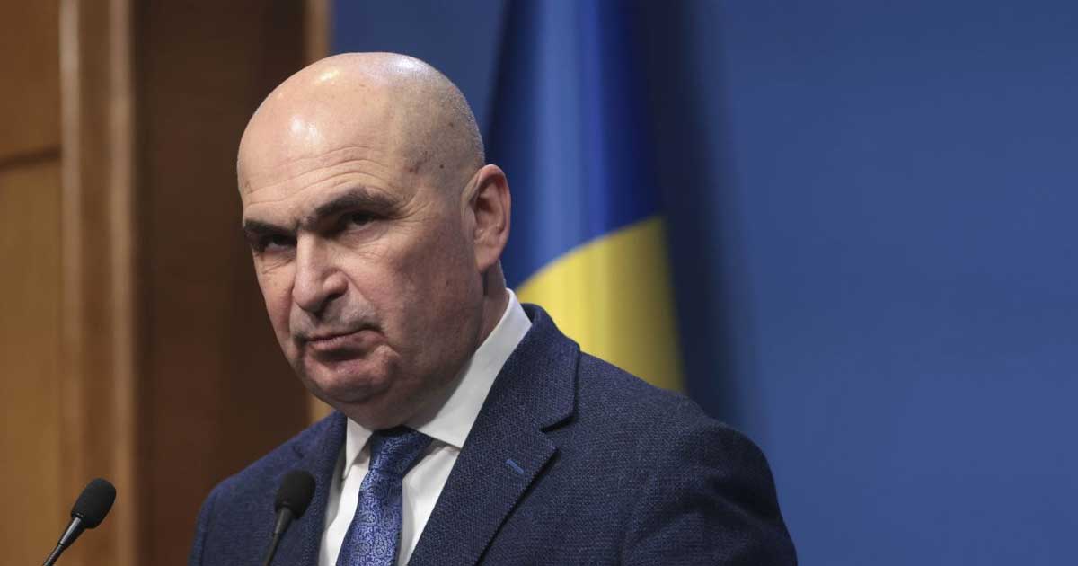 bolojan ameninta ca isi face partid daca liberalii vor forta guvernarea alaturi de psd 801972 Premierul Ilie Bolojan, președintele PNL, în fața Palatului Victoria din București, în contextul crizei politice generate de moțiunea de cenzură, mai 2026