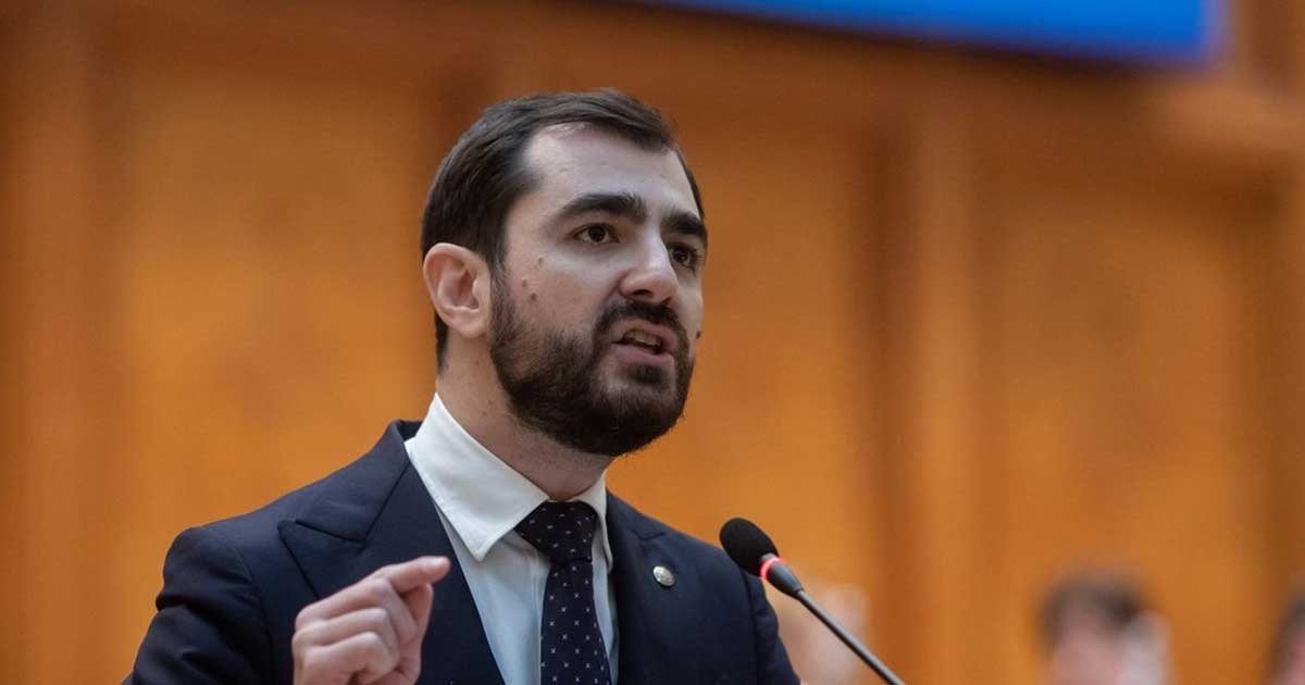 bolojan criticat din interiorul usr inainte de votul pe motiune 082531 Claudiu Năsui, deputat USR, declarații despre reforma sistemului de sănătate și Guvernul Bolojan, mai 2026