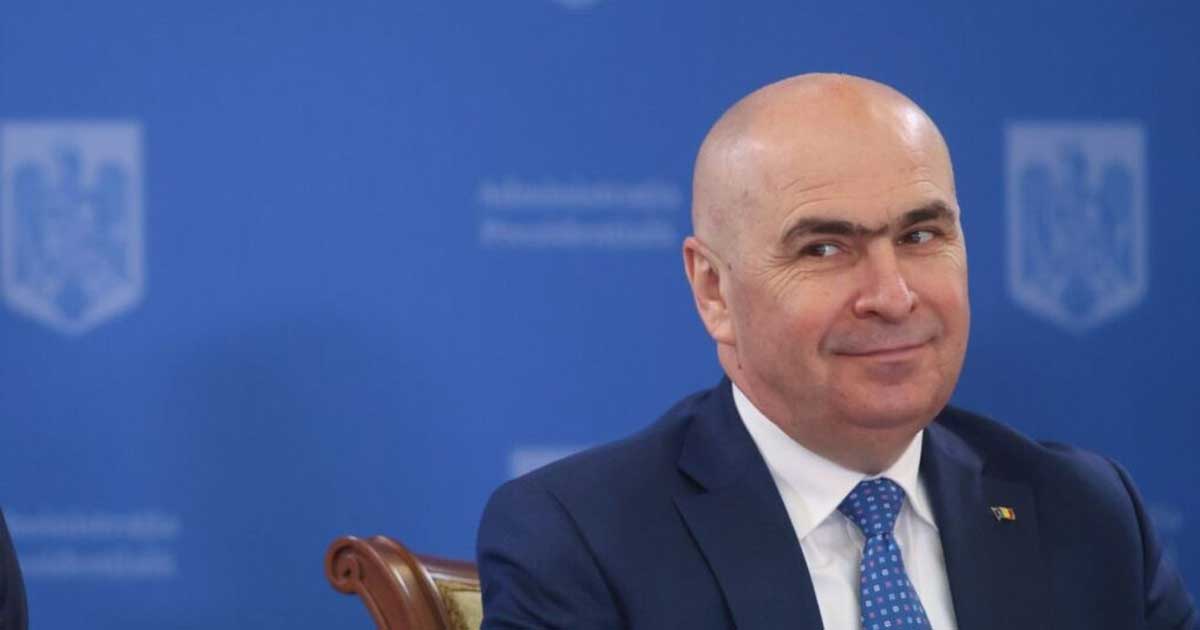 bolojan reactie la suspendarea reformei pentru reducerea posturilor din primarii 097132 Premierul interimar Ilie Bolojan la declarații de presă, București, reacție la suspendarea reformei din administrația locală, mai 2026