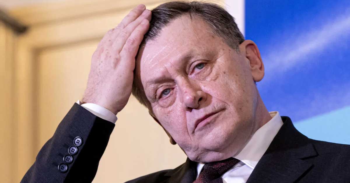 crin antonescu il lauda pe nicusor dan si ataca dur haita bolsevica pretins reformatoare 024828 Crin Antonescu Il Lauda Pe Nicusor Dan Si Ataca Dur Haita Bolsevica Pretins Reformatoare 024828