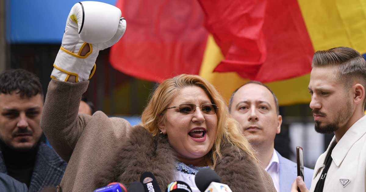 Diana Șoșoacă, europarlamentar SOS România, declarații despre Ministerul Afacerilor Externe, București, mai 2026