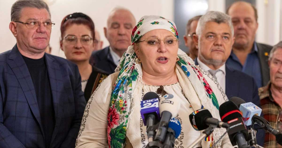 Diana Șoșoacă, lider SOS România, reacție la scandalul ministrului Culturii Demeter András István, mai 2026