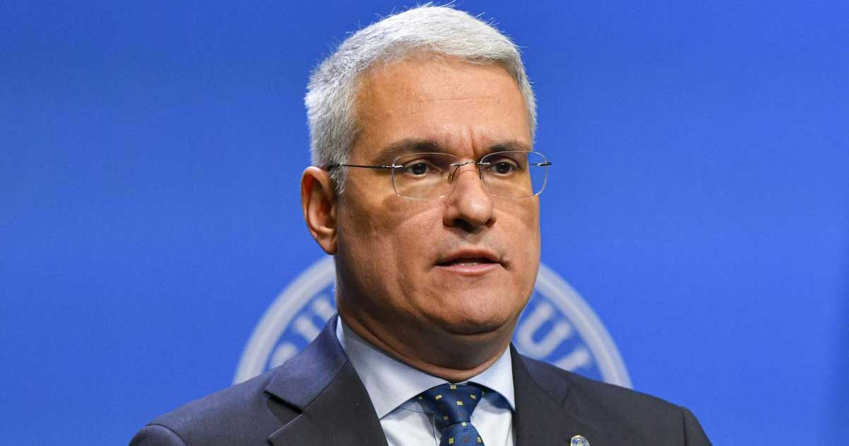 dragos pislaru a anuntat ca romania primeste 2 62 miliarde de euro din pnrr 004693 Ministrul Dragoș Pîslaru la conferința de presă de la Guvern, anunțând aprobarea cererii 4 din PNRR, București, mai 2026