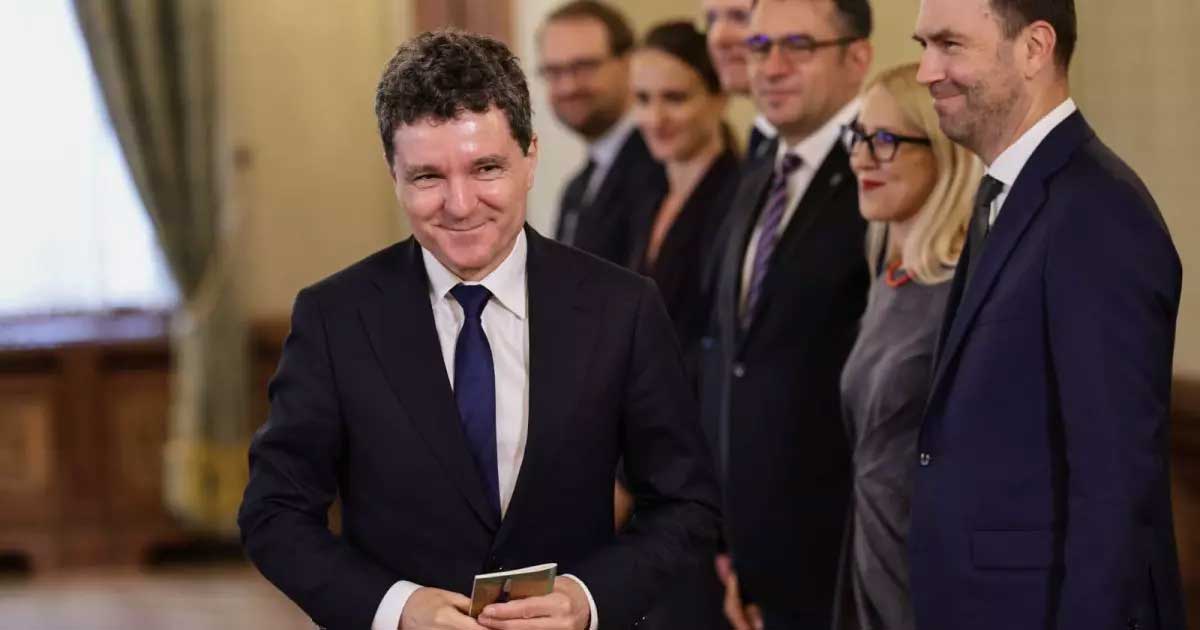 nicusor dan incepe consultarile cu partidele la cotroceni prinde contur un guvern tehnocrat 422361 Nicușor Dan la Palatul Cotroceni în timpul consultărilor cu partidele parlamentare, 18 mai 2026, premier tehnocrat
