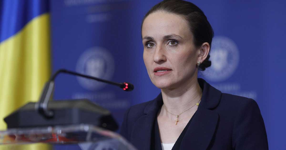 Oana Țoiu, ministrul interimar al Afacerilor Externe, la o conferință despre relația României cu Uniunea Europeană, mai 2026