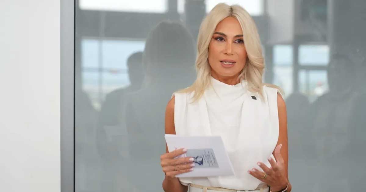 raluca turcan mesaj pentru sorin grindeanu 452701 Deputata PNL Raluca Turcan la o conferință de presă în București, mai 2026, criză politică guvern