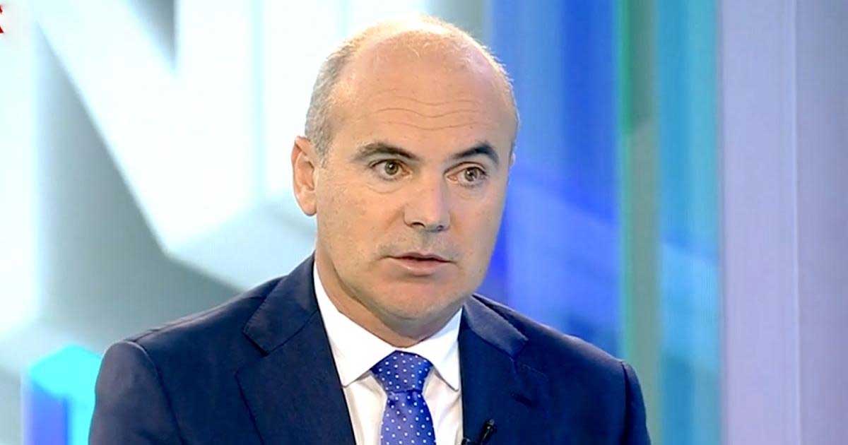 rares bogdan trage un puternic semnal de alarma ma intreb daca este prostie ignoranta sau sunt interese ascunse 955772 Europarlamentarul Rareș Bogdan la tribuna Parlamentului European, Bruxelles, 2026, semnal de alarmă România