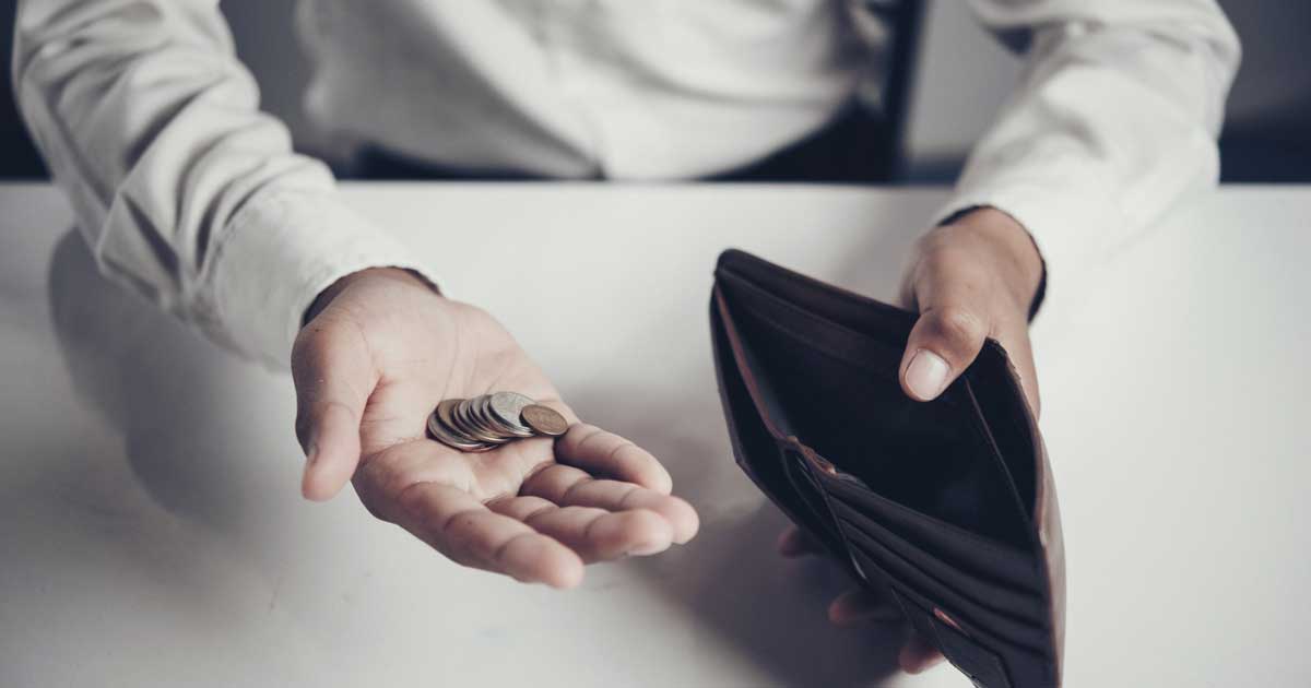 tot mai multi romani cedeaza sub povara datoriilor si isi declara falimentul personal 949996 Documente de insolvență personală și datorii, procedura de faliment personal în România, modificare lege ANPC 2026