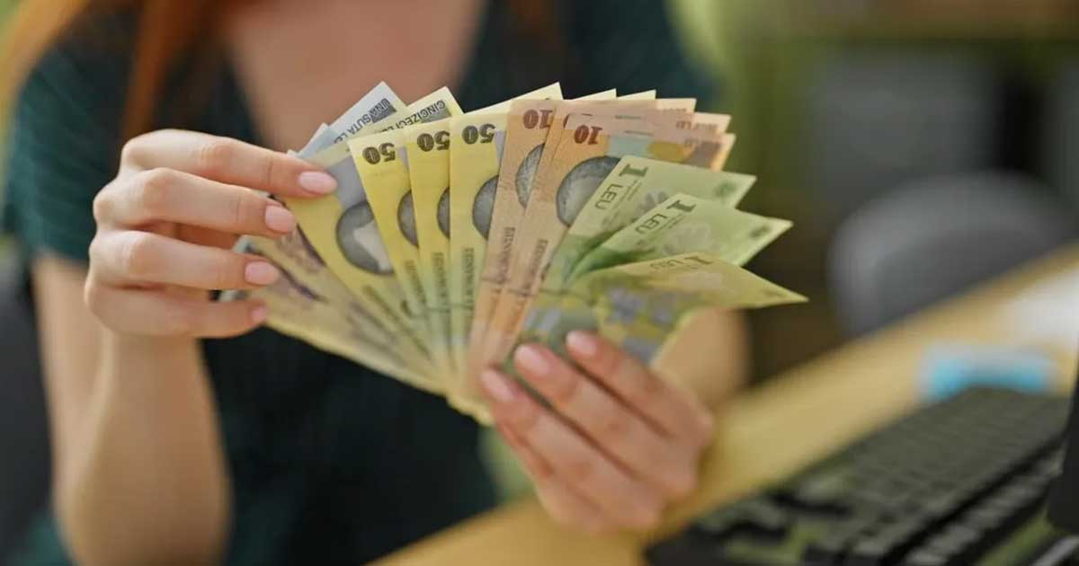 angajati pnrr majorare salariu 40 procente performanta 2026 445618 Angajati institutie publica Romania fonduri europene PNRR calculator documente birou 2026