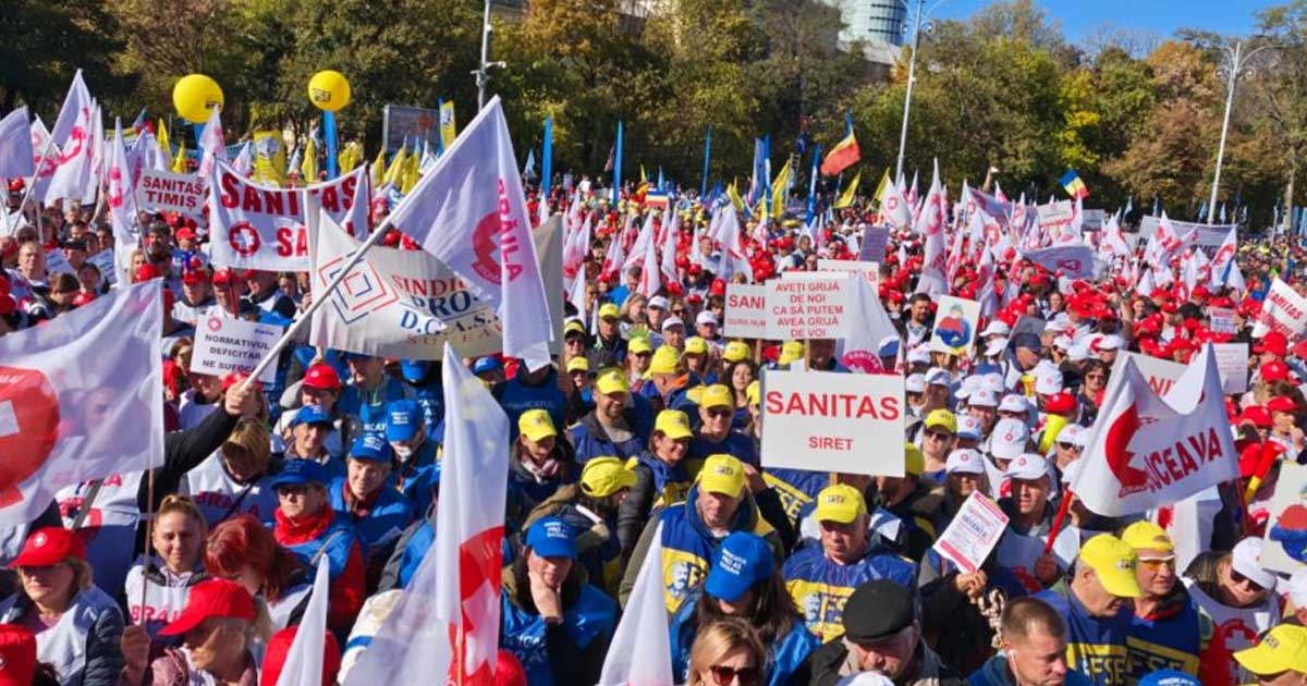 Protest angajați sănătate în fața Guvernului României, lege salarizare, București, iunie 2026
