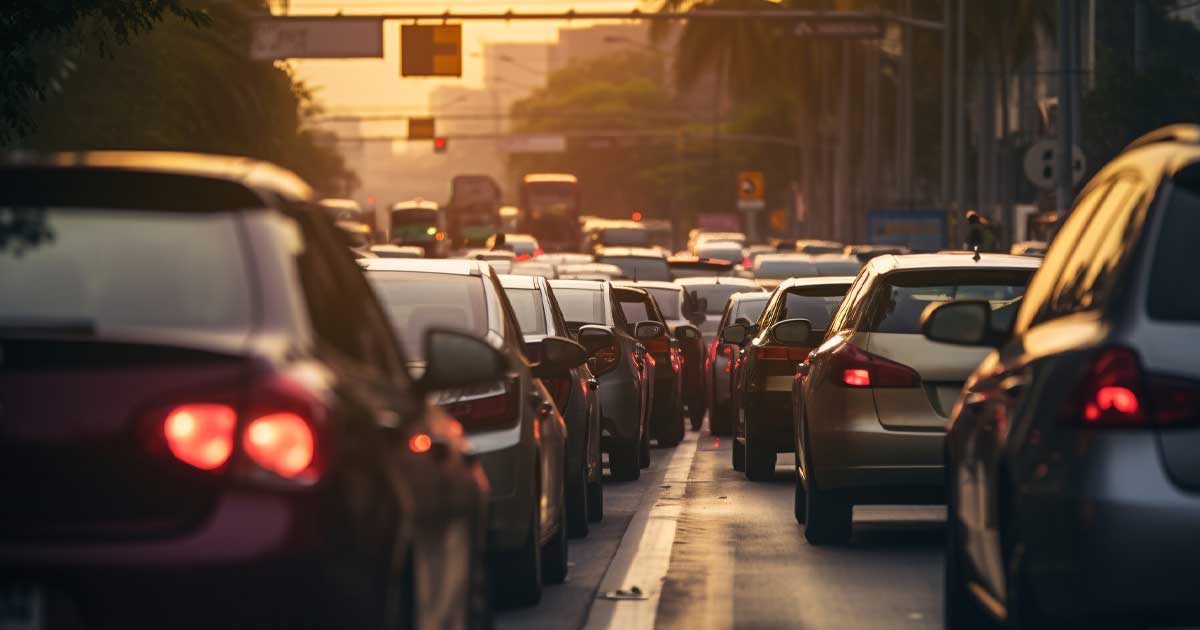 Șofer blocat în ambuteiaj pe autostradă în Italia, lucrări rutiere, taxa rambursare, iunie 2026