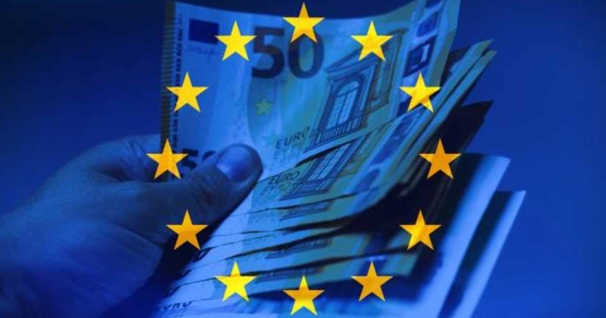 Simbol al Comisiei Europene și bani, ilustrație pentru investigația privind despăgubirile din energie, iulie 2026