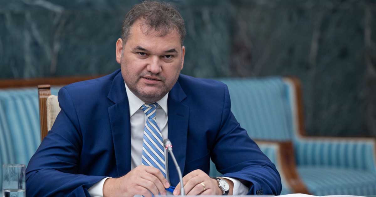Cseke Attila, ministrul interimar al Sănătății din partea UDMR, în timpul unei declarații de presă, iulie 2026