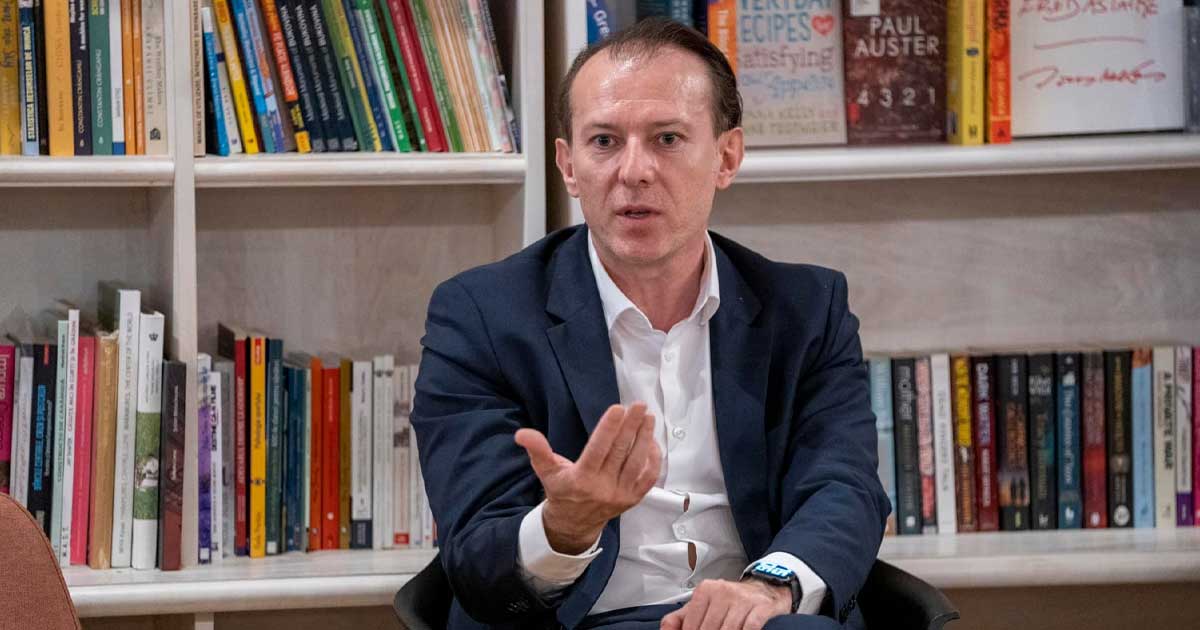 Florin Cîțu în timpul unei declarații publice, discuție despre datoria publică și riscul bancar, iulie 2026
