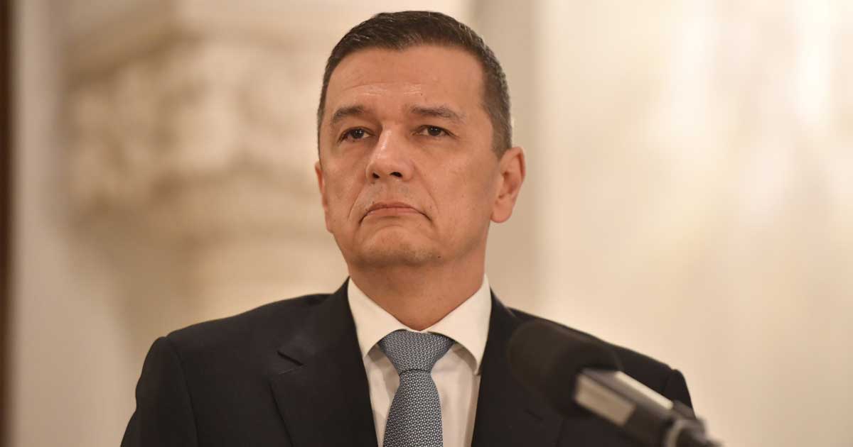 Sorin Grindeanu în timpul unei declarații de presă despre criza politică, iulie 2026