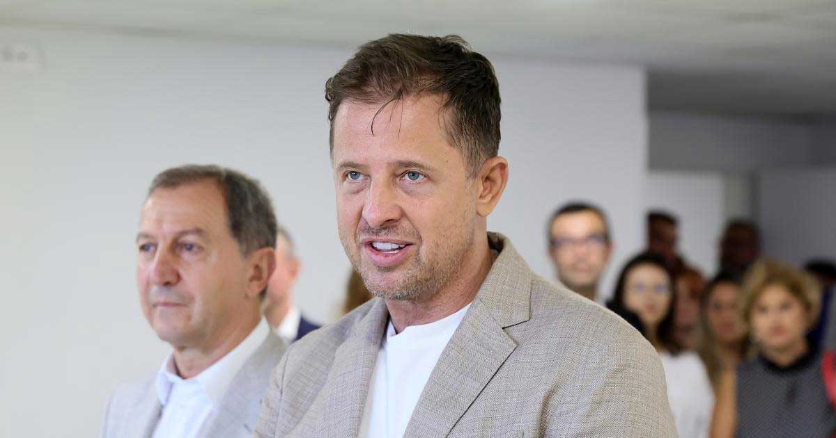 Hubert Thuma, președintele CJ Ilfov, în timpul unei declarații publice despre conflictul din PNL, 2026