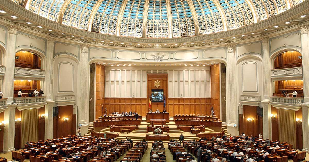 Sediul Camerei Deputaților din București, dezbatere despre Legea ANI și integritatea aleșilor, iulie 2026