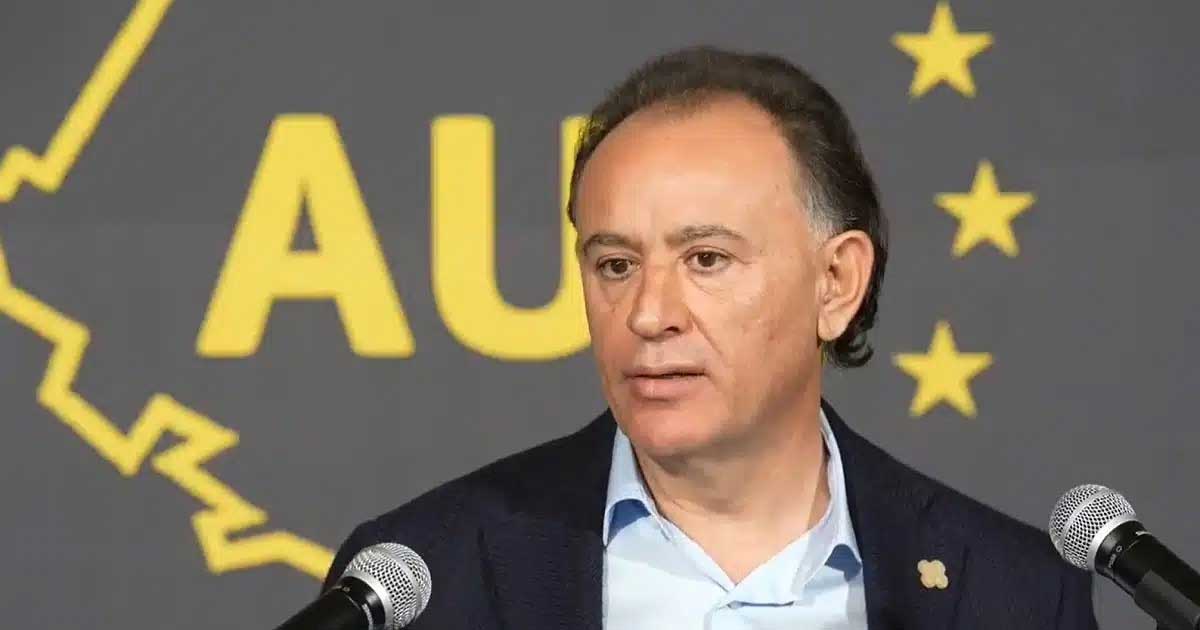 mohammad murad vila lac tomac vestea 2026 500601 Mohammad Murad, deputat AUR, în timpul unei declarații despre întâlnirea de la Vila Lac, iulie 2026