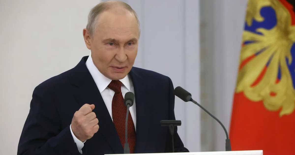 Vladimir Putin în timpul unui discurs la Sankt Petersburg despre teritoriile din vestul Ucrainei, iulie 2026