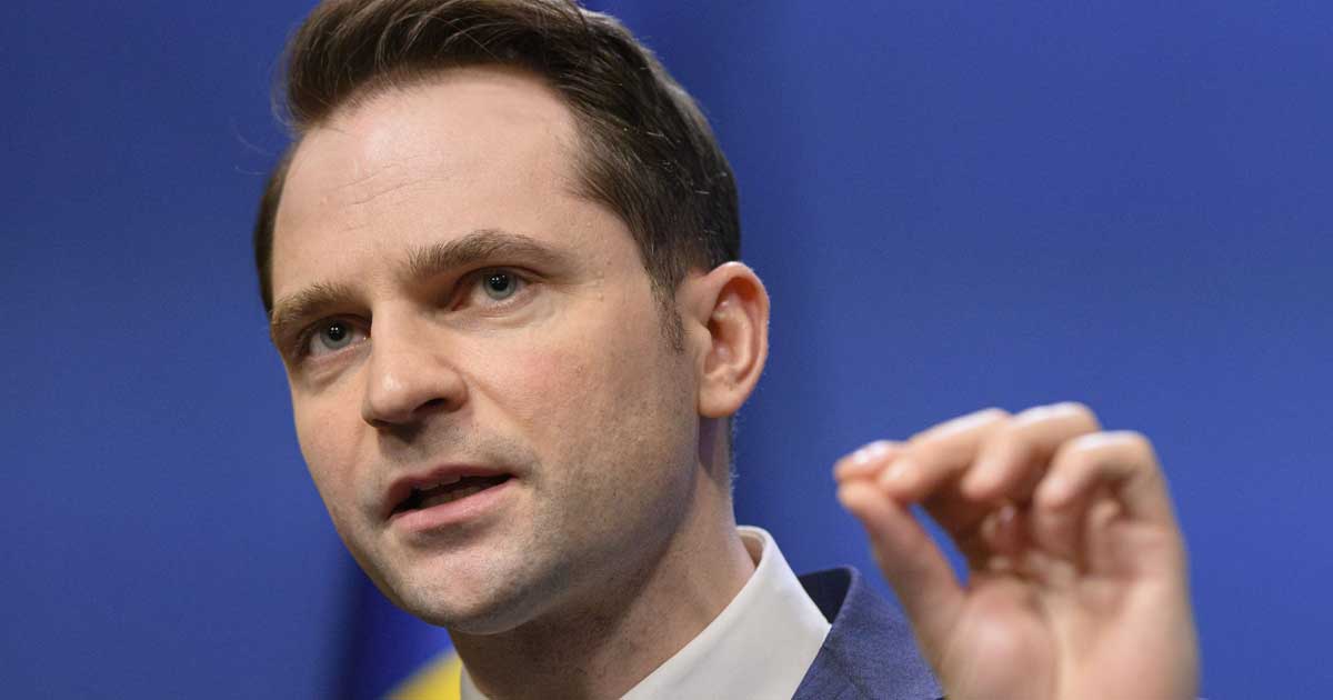sebastian burduja pnl criza conducere 2026 542596 Sebastian Burduja, președintele PNL București, la o conferință de presă despre criza din partid, iulie 2026