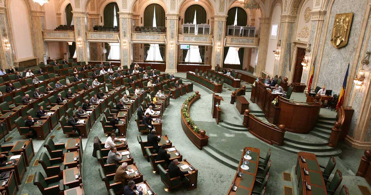 senat lege ani declaratie avere bani cash 2026 021056 Plenul Senatului României în timpul dezbaterii legii integrității și declarațiilor de avere, iulie 2026