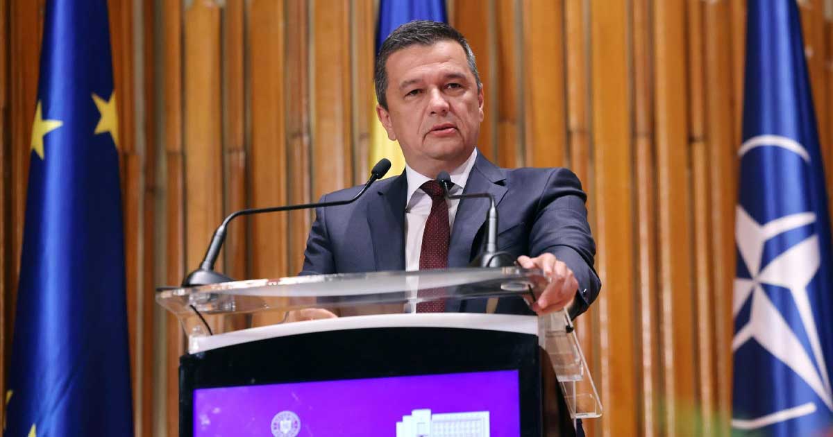 Sorin Grindeanu în conferință de presă, gesticulând, discurs despre majoritatea parlamentară, iulie 2026