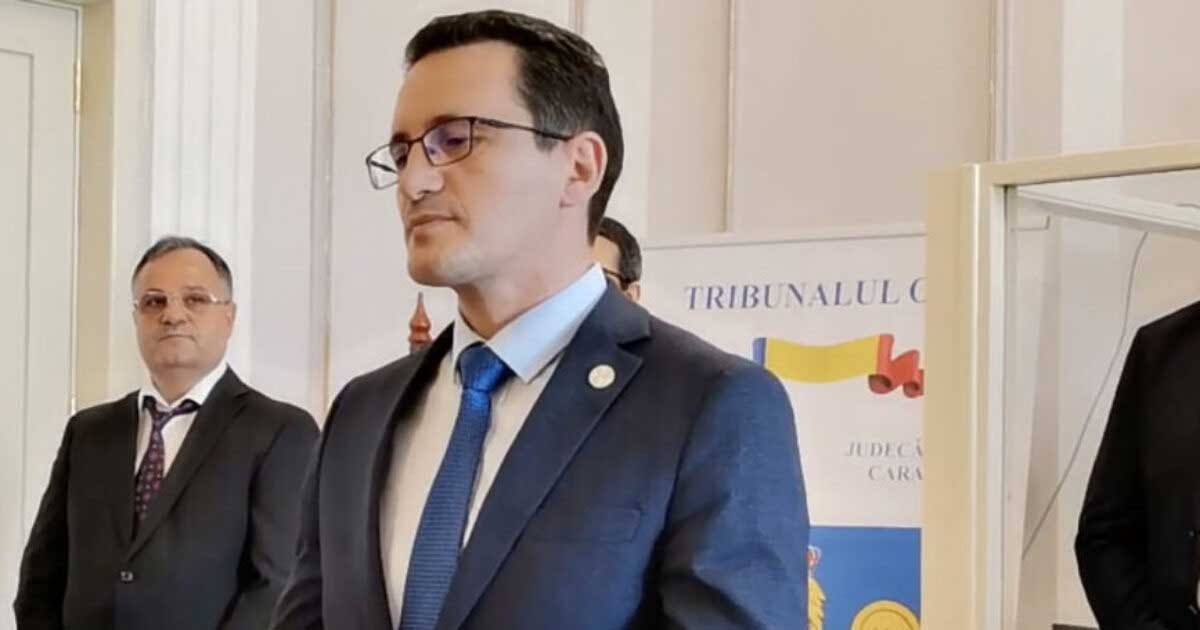 alin ene csm tanasescu bolojan fotbal 2026 055969 Judecătorul Alin Ene, membru CSM, în timpul unei declarații publice despre independența justiției, august 2026
