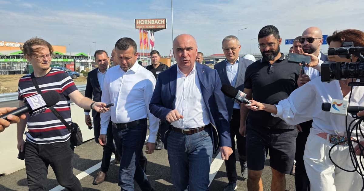 Premierul Ilie Bolojan la inaugurarea pasajelor rutiere din Oradea, Calea Aradului, august 2026