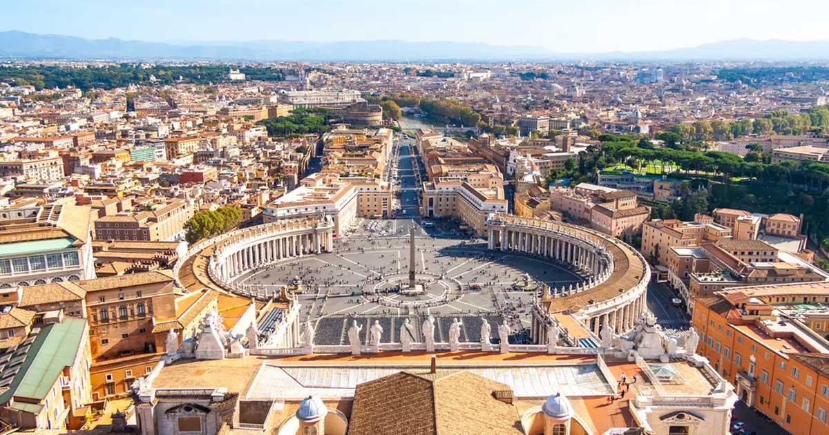 Antene Radio Vatican pe terenul Santa Maria di Galeria, unde va fi construită centrala solară, august 2026