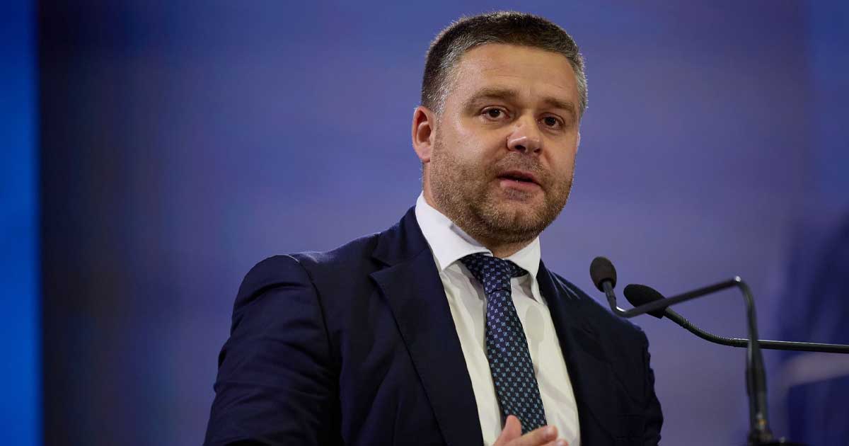 Ciprian Ciucu în timpul unei declarații publice despre votul PNL pe Legea integrității, august 2026